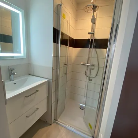 Holiday home Maison Joliment Renovee A 5 Minutes Du Futuroscope *
