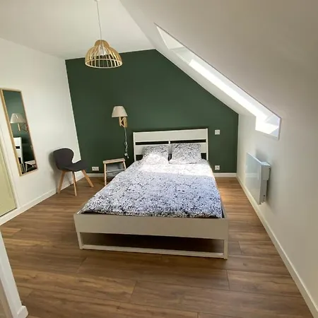 Maison Joliment Renovee A 5 Minutes Du Futuroscope Holiday home